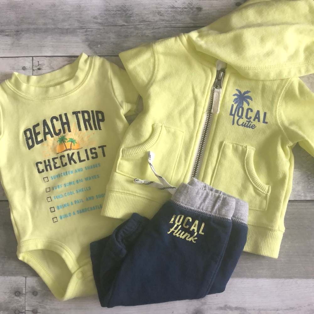 Carters Beach sweatpants outfit